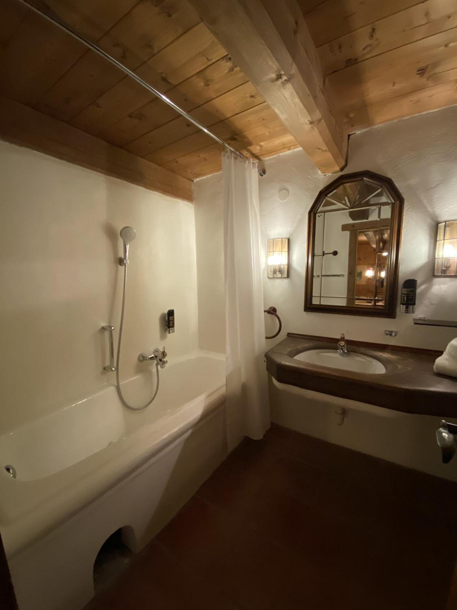 Fuchswirt Kelchsau Landgasthof-Hotel Hopfgarten im Brixental Ngoại thất bức ảnh